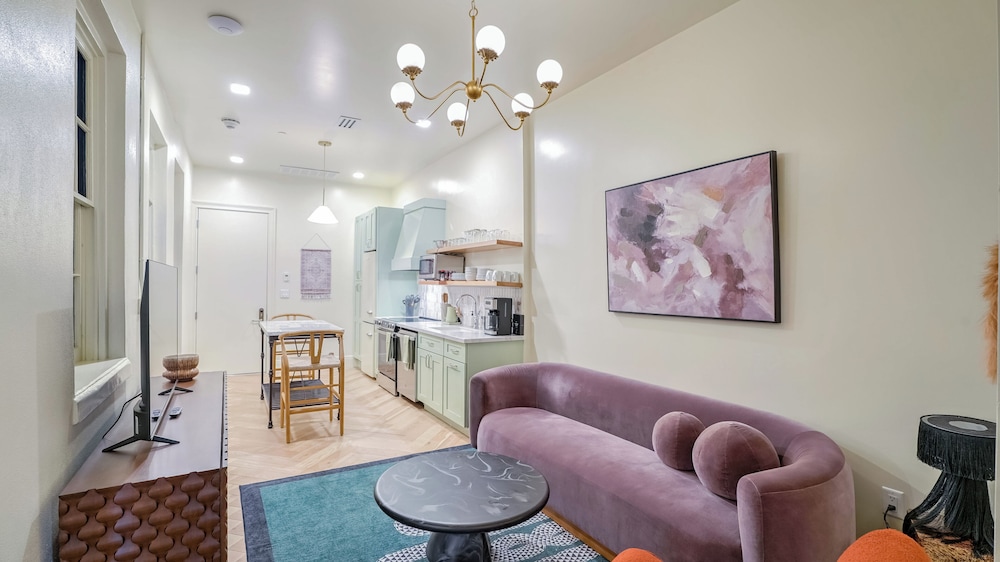 Bonsoir in New Orleans, United States