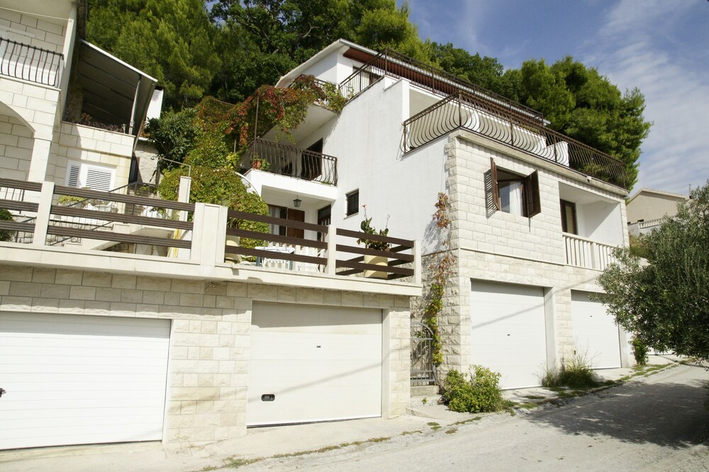Sonja — 4-Star Luxury Hotel in Omis, Croatia