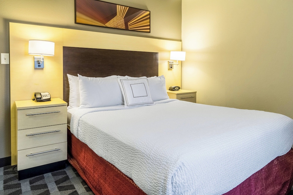 Marriott TownePlace Suites Dayton North - photo 9