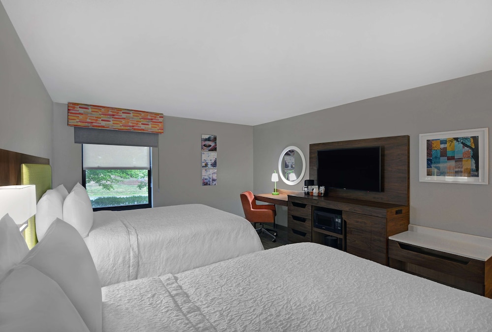 Hampton Inn Charlotte Monroe - photo 18