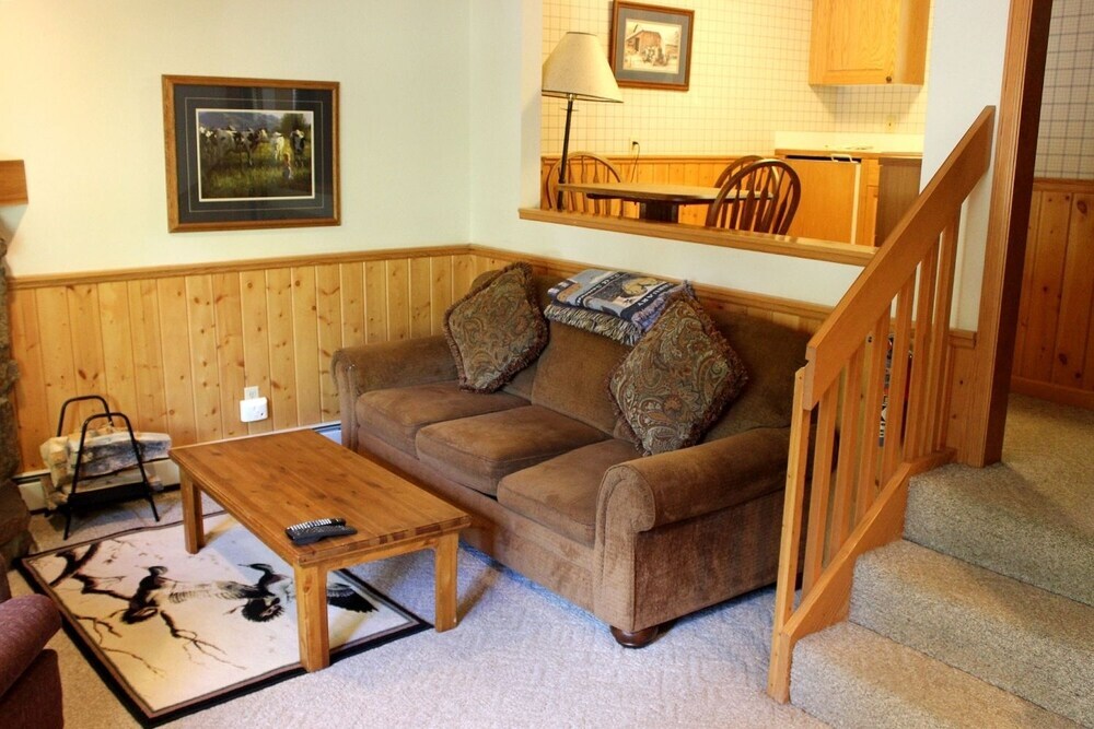 Sunnyside Knoll Resort - photo 8