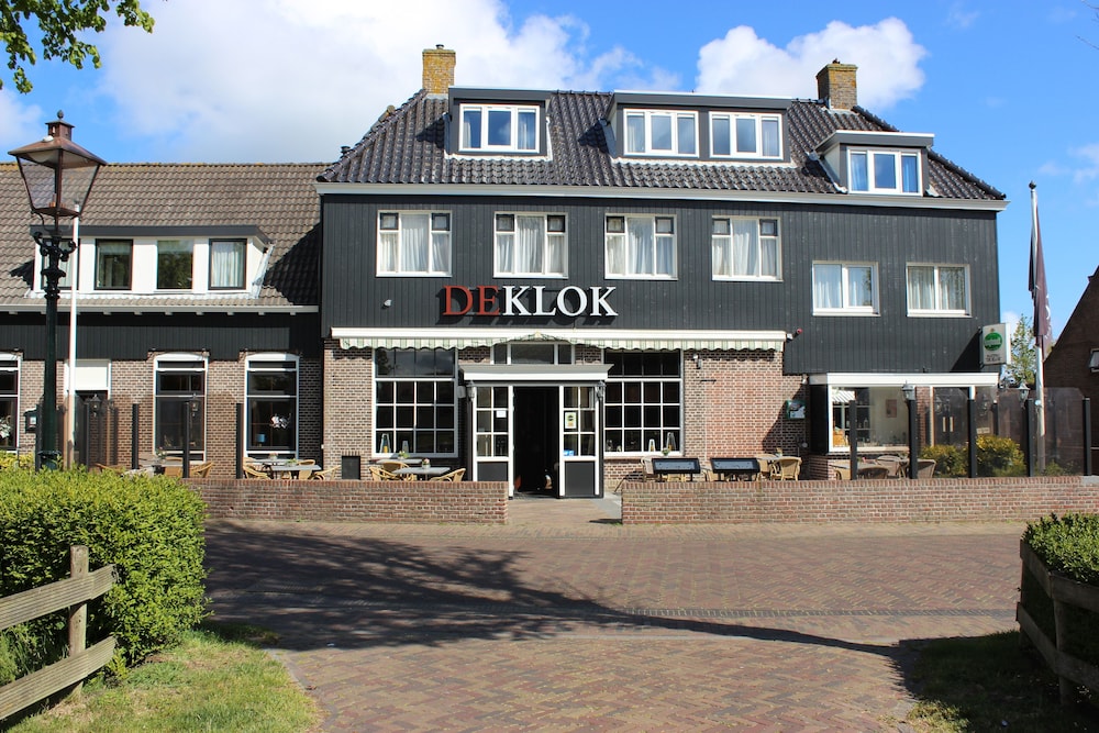 Hotel de Klok - carbon neutral hotel in Nes