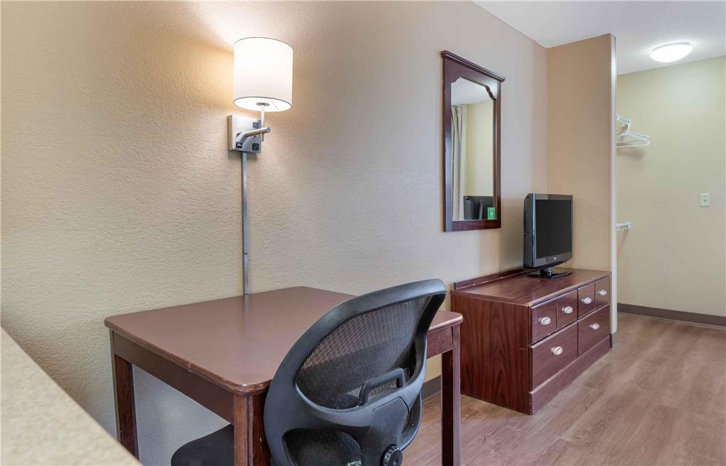 Extended Stay America Select Suites Nashville Airport - photo 18