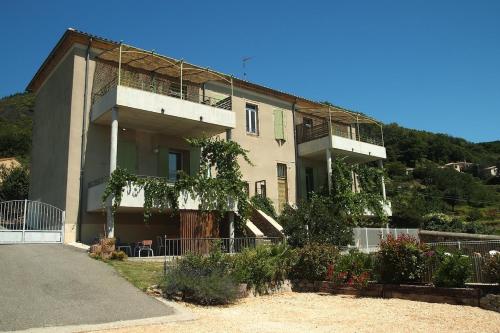 Grand Gîte La Buissonnière in Vals-Les-Bains, France