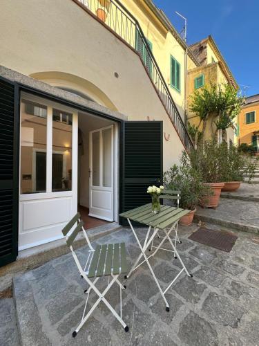La Palamita House — 4-Star Luxury Hotel in Marina Di Campo, Italy