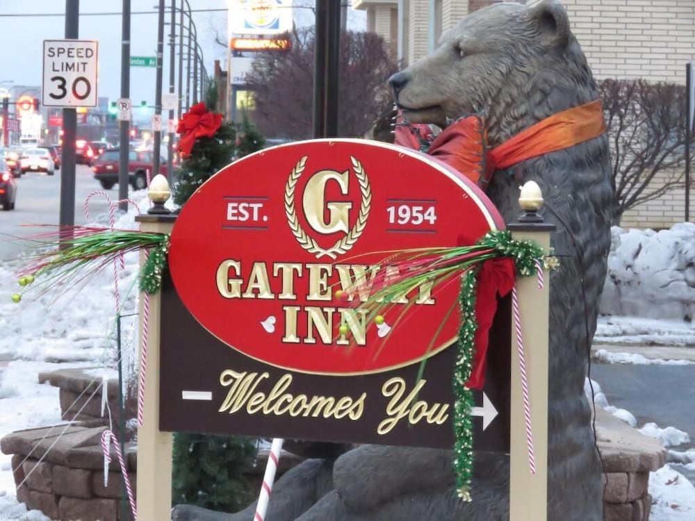 Gateway Inn - carbon neutral hotel in Oak Lawn