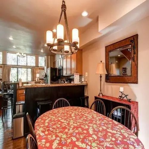 Village Point By Pinnacle Lodging - photo 9