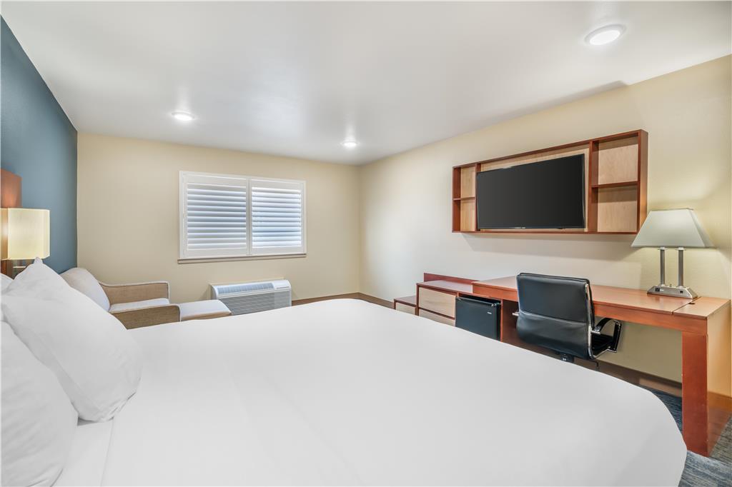 Best Western Plus Clocktower Inn - photo 25