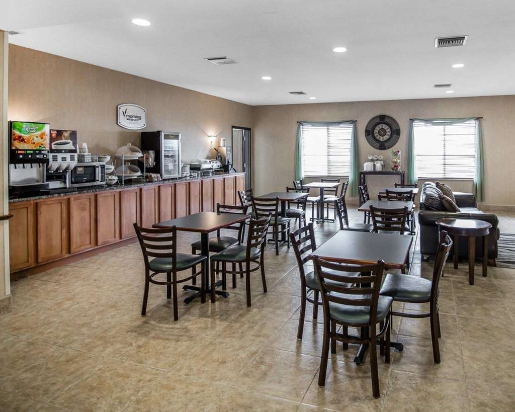 Rodeway Inn & Suites Salina South - photo 21