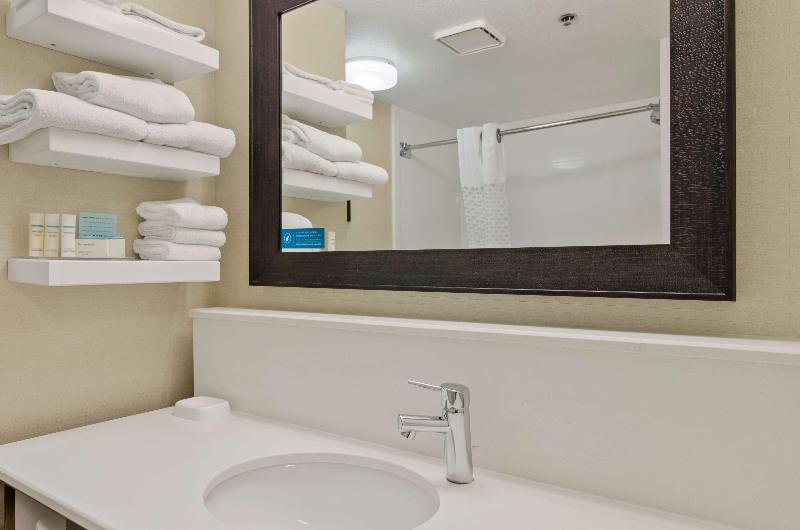 Hampton Inn Mount Dora - photo 50