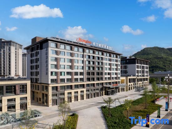 Hampton by Hilton Chengde Imperial Garden in Chengde, People's Republic of China