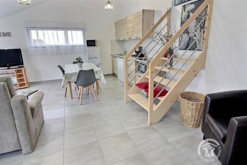 Le brulis - carbon neutral hotel in Unknown City