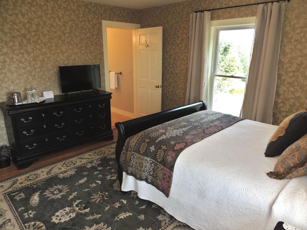 Chandler River Inn - photo 11