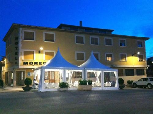 Hotel Moreno in Elche De La Sierra, Spain