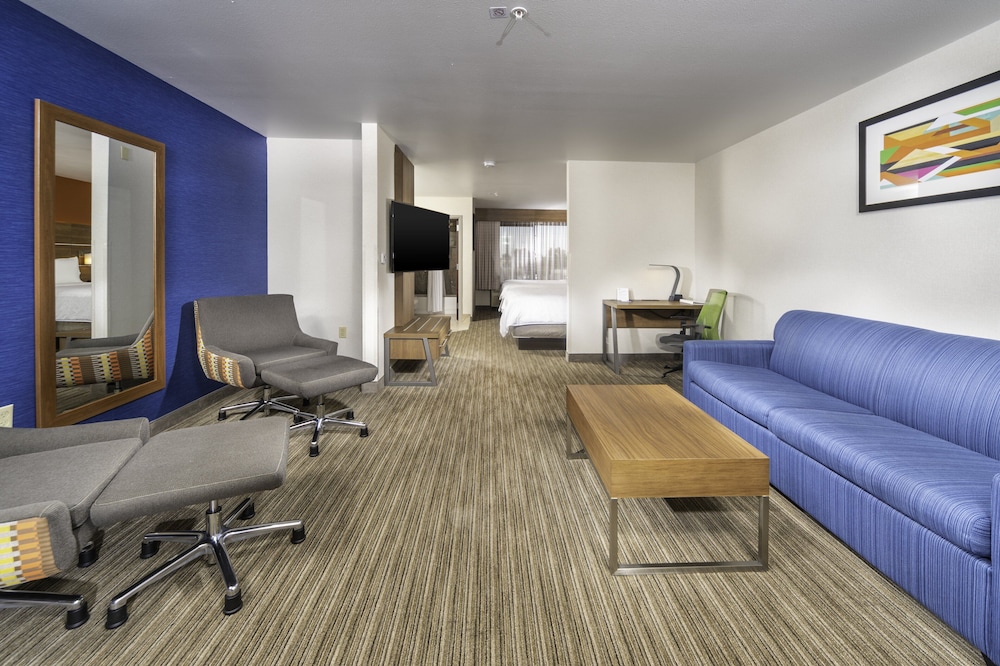 Holiday Inn Express Hotel & Suites Pasco Tri Cities by IHG - photo 11