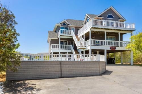 1335 Over Easy in Unknown City, United States