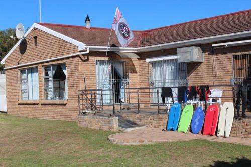 Met Eish - carbon neutral hotel in Unknown City
