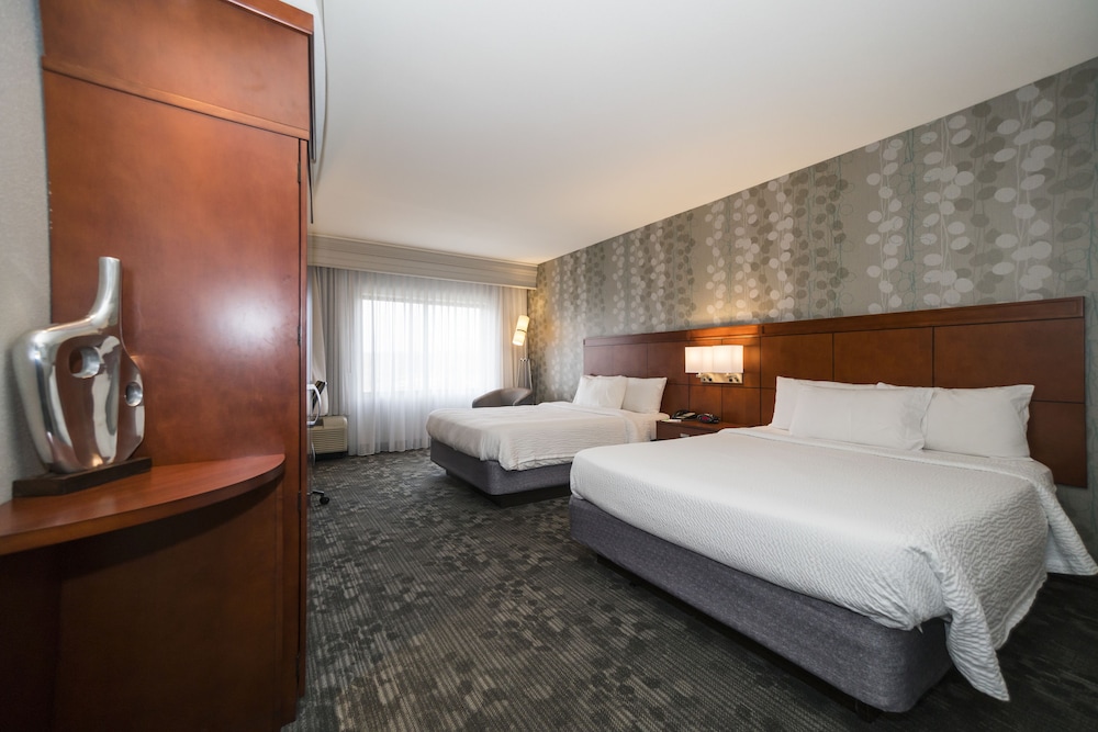 Courtyard Marriott Vicksburg - photo 6