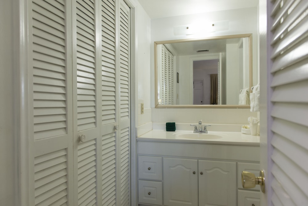 Carriage House Resort Motel - photo 14