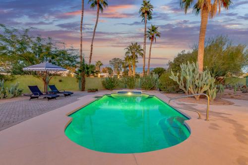 Olive Tree Retreat Heated Pool Patio & Privacy in Scottsdale, United States