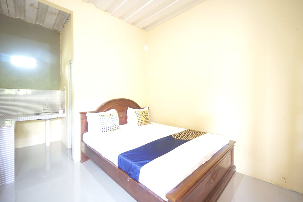 Hotel O Kencana Homestay Syariah Near Masjid AL BAROKAH Kanyuran in Mojokerto, Indonesia