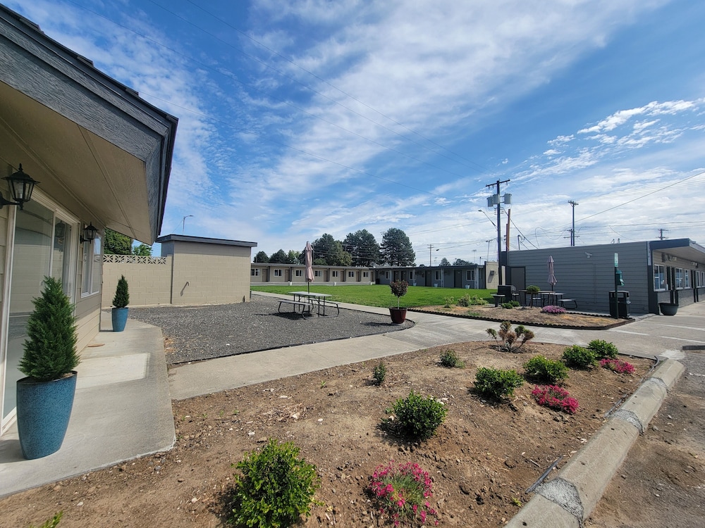 Othello Inn And Suites - photo 19
