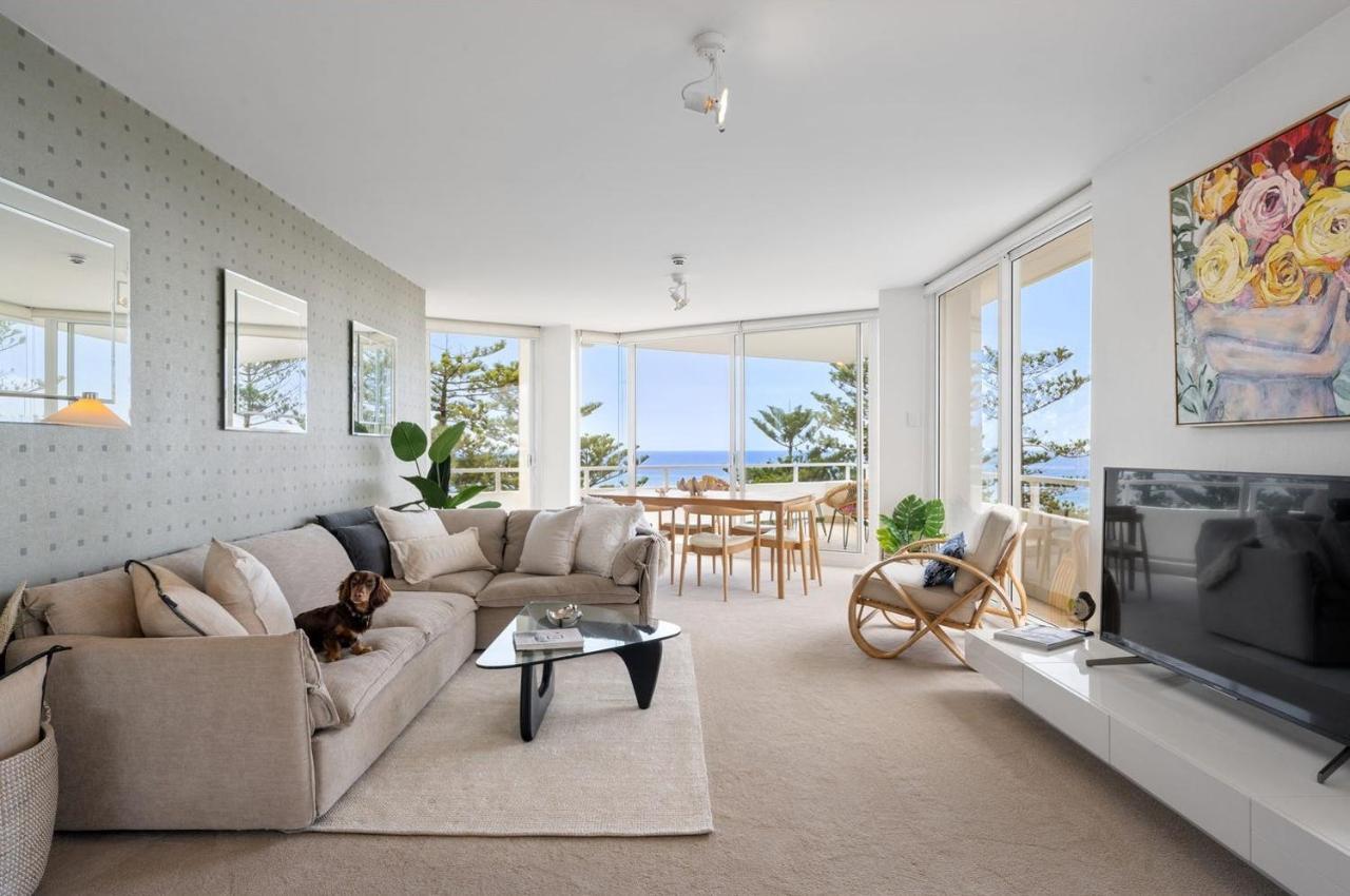 Best Beachfront Location in Manly W Stunning Views — hotel in Manly