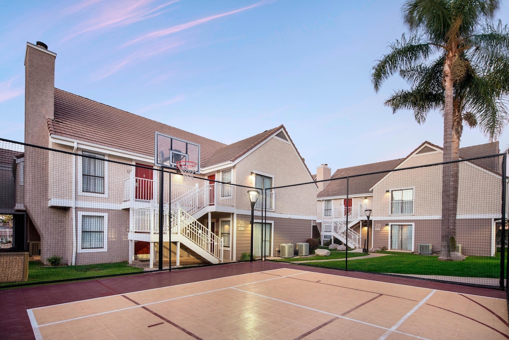 Residence Inn By Marriott Torrance Redondo Beach - photo 22