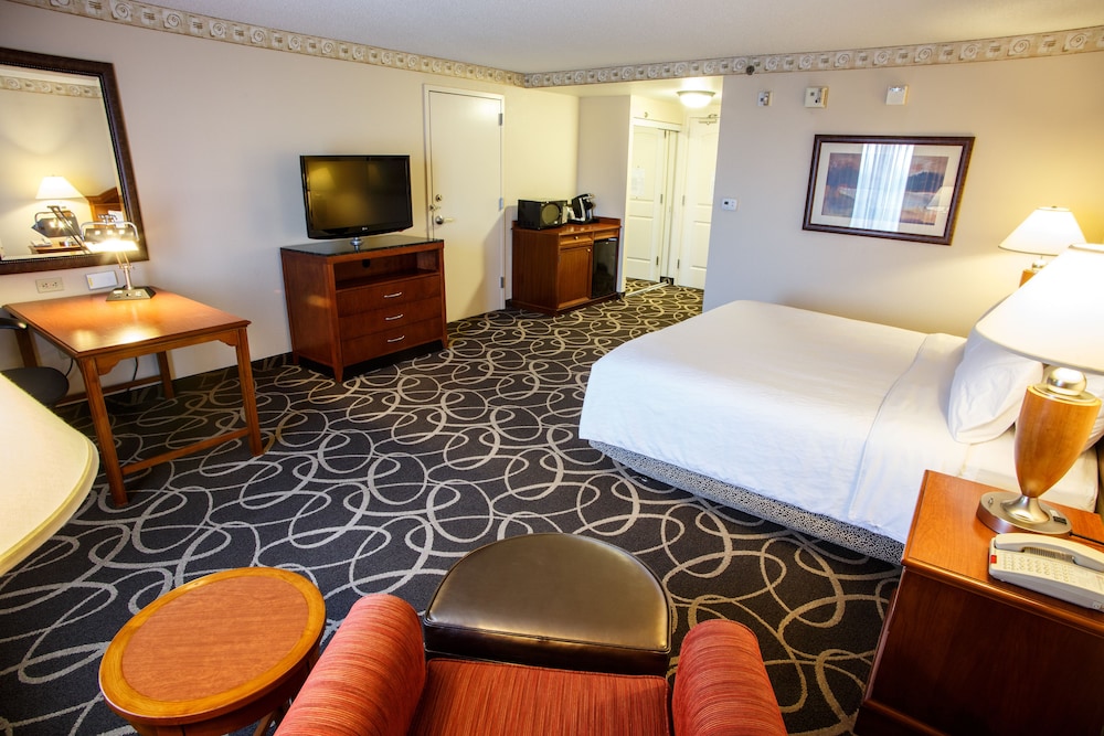Hilton Garden Inn Gettysburg - photo 16