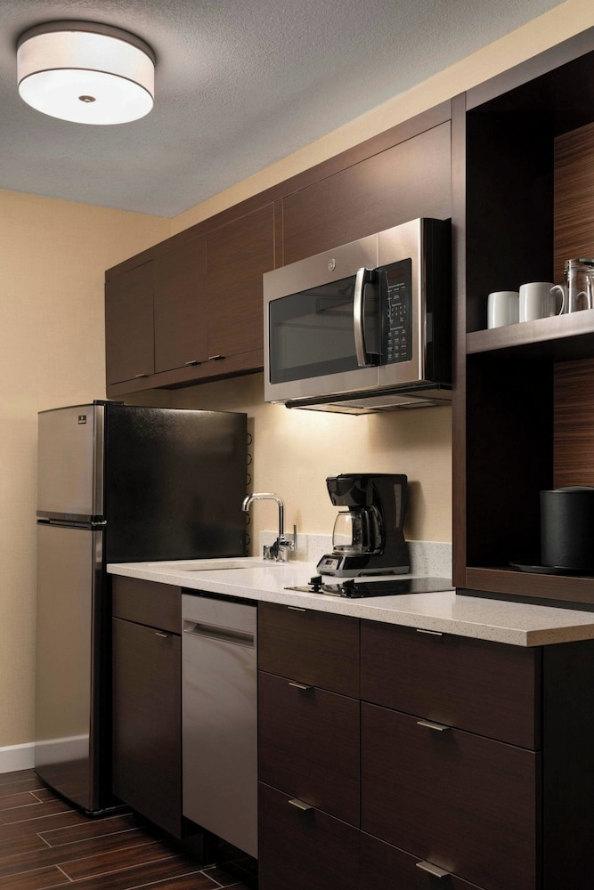 TownePlace Suites by Marriott Fresno Clovis - photo 13