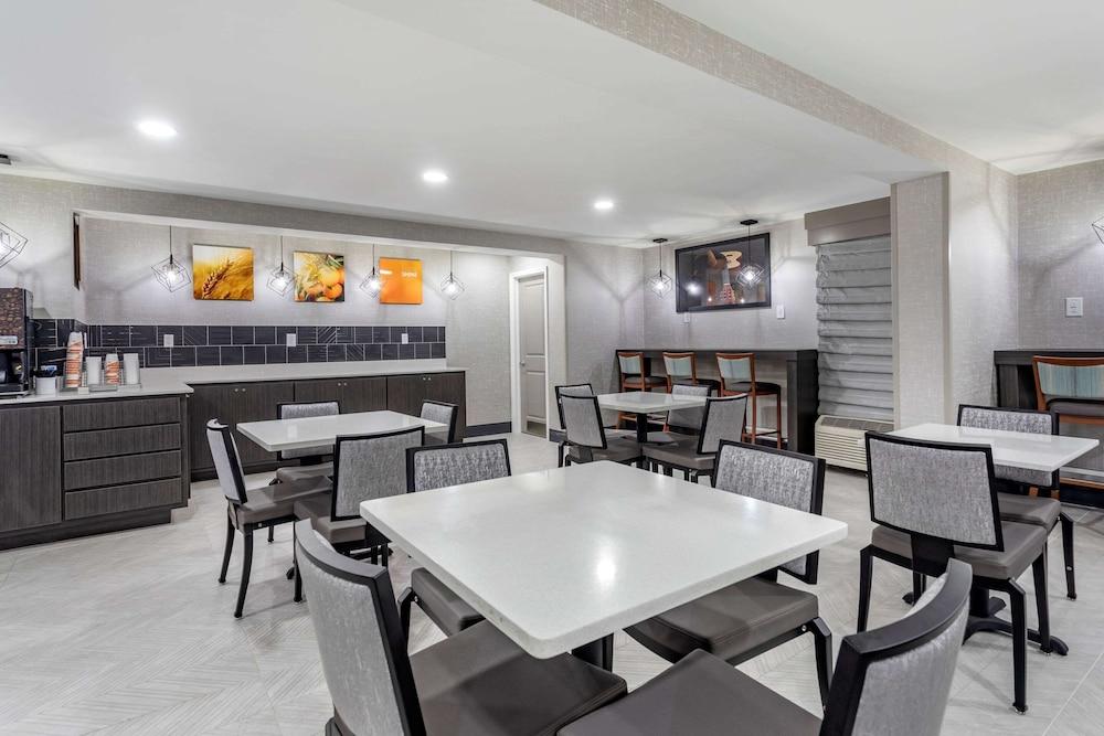 Days Inn Nashville At Opryland Music Valley Dr - photo 23
