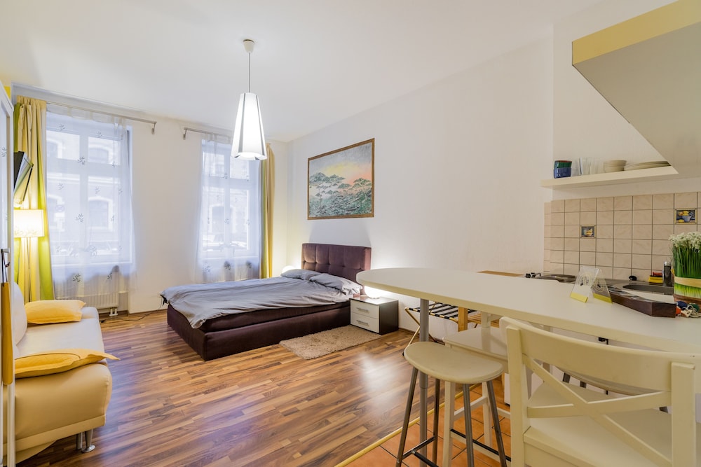 Buchholzer Hotel - carbon neutral hotel in Berlin