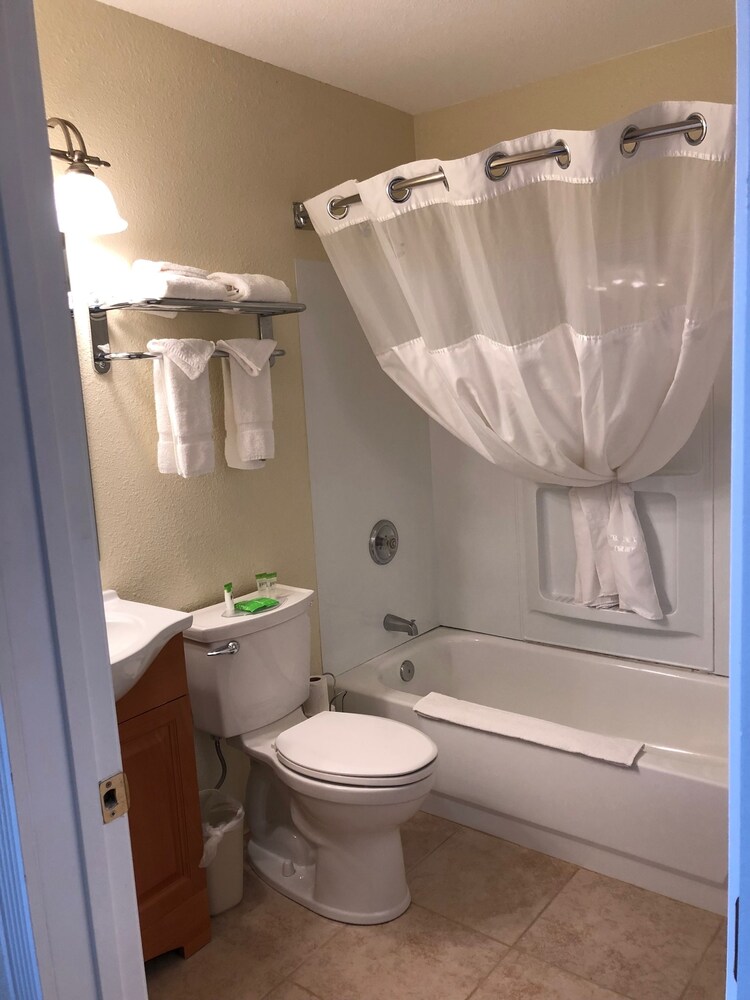 The Caden Hotel - photo 14
