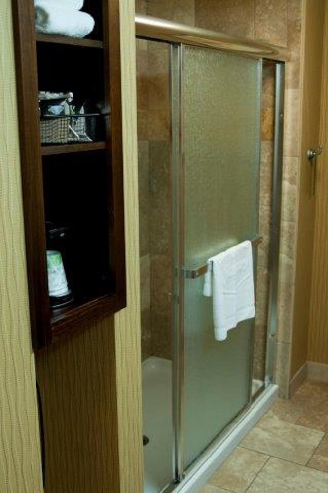 Hampton Inn & Suites Watertown - photo 55