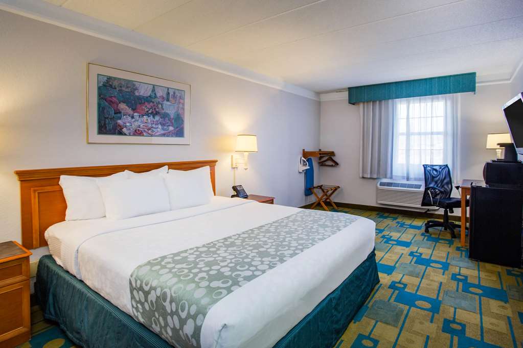 La Quinta Inn by Wyndham Norfolk Virginia Beach - photo 17