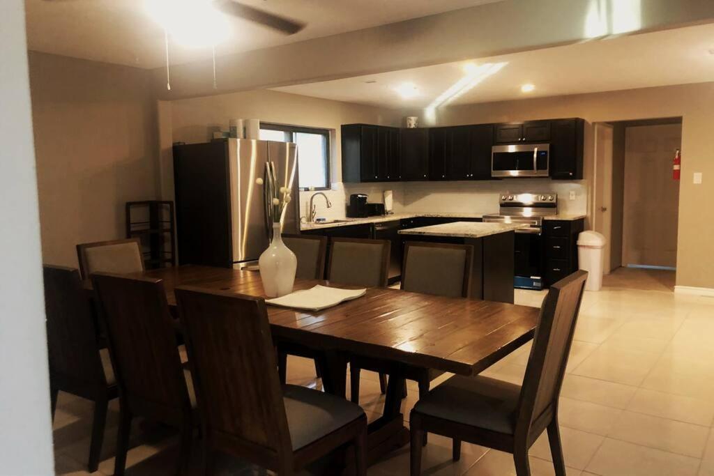 Spacious 2300sf Recently Rehabbed Large Living — hotel in Crosby