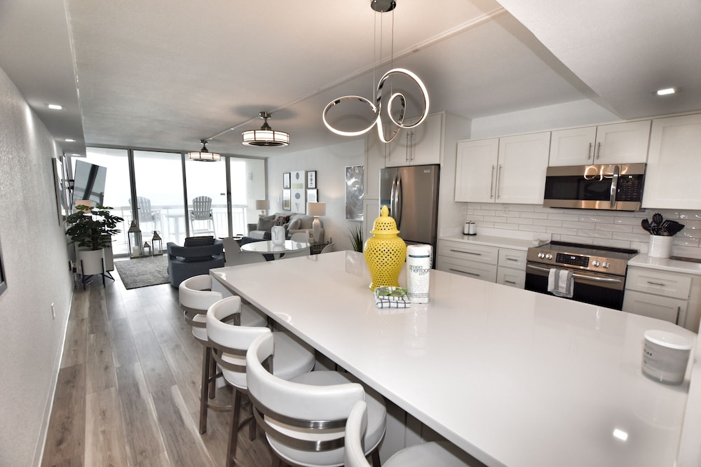 0607 Waters Edge Resort 1 Bedroom Condo by Redawning - photo 7