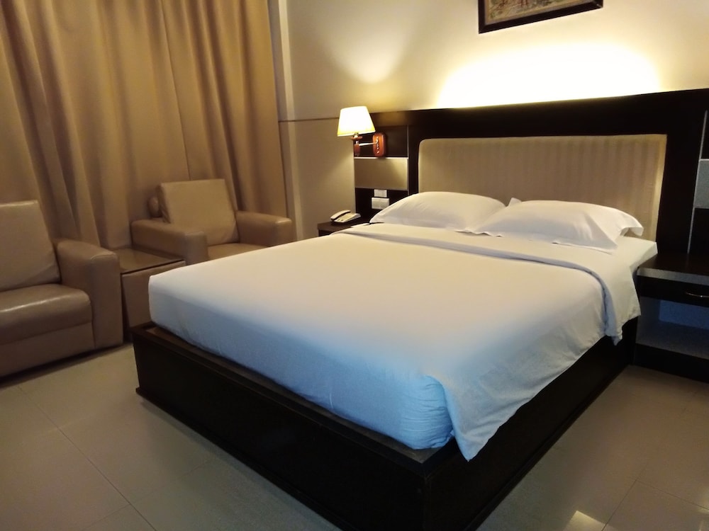 Zahra Syariah Hotel — Kendari — photo 4