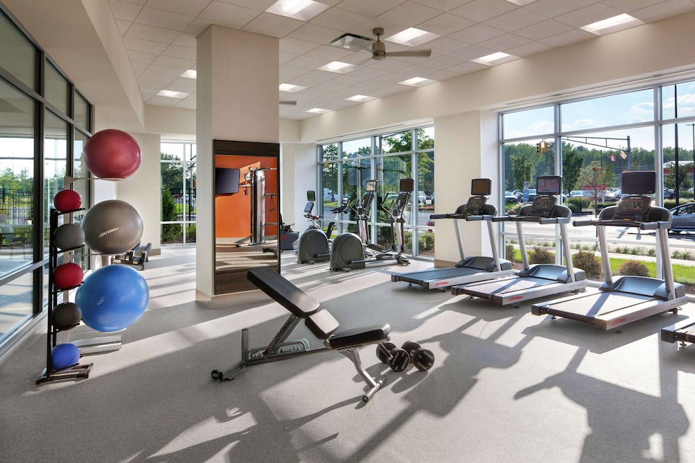 Homewood Suites by Hilton Teaneck Glenpointe - photo 34