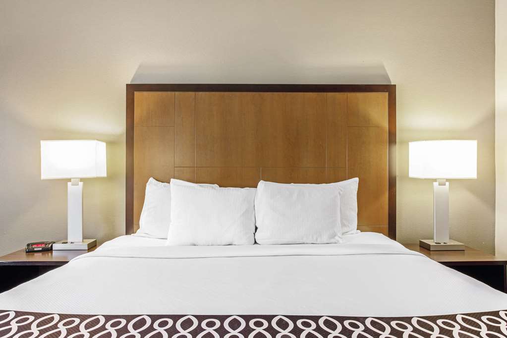 La Quinta Inn & Suites by Wyndham Biloxi - photo 23