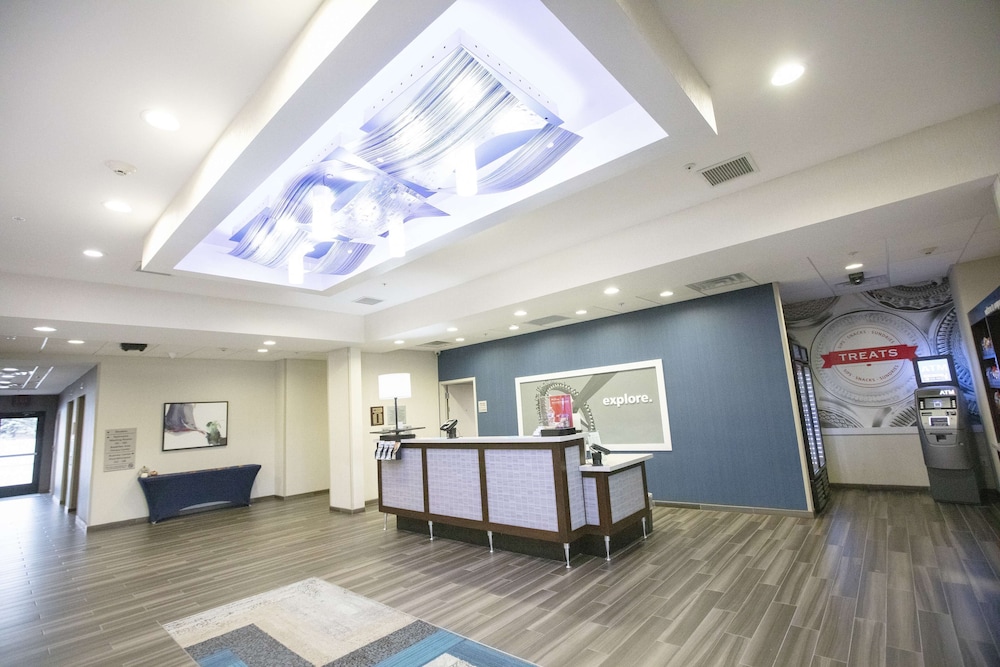 Hampton Inn Toledo Oregon - photo 2