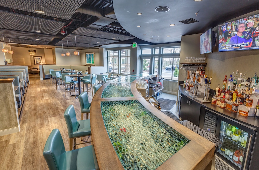 Holiday Inn & Suites Bellingham by IHG - photo 74