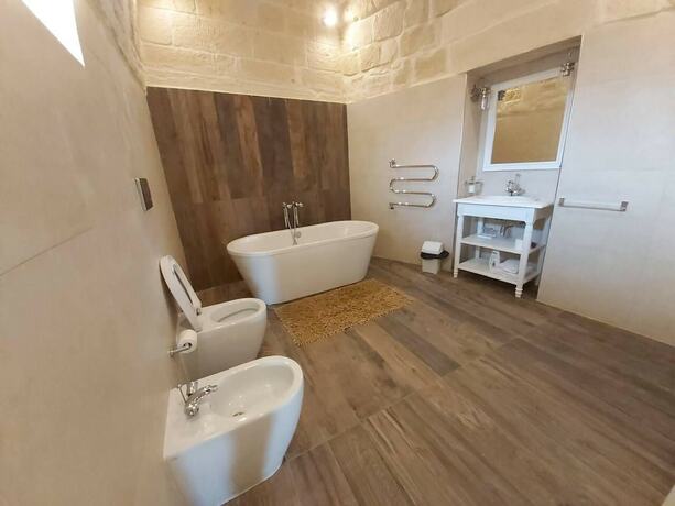 Farmhouse Villa with Large Pool and Garden in Gozo — 4-Star Luxury Hotel in Gharb, Malta