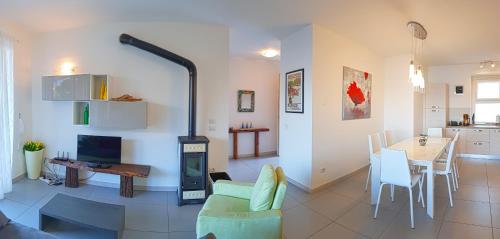 Villetta Sogno sul Lago by Gardadomusmea — Pieve — photo 4