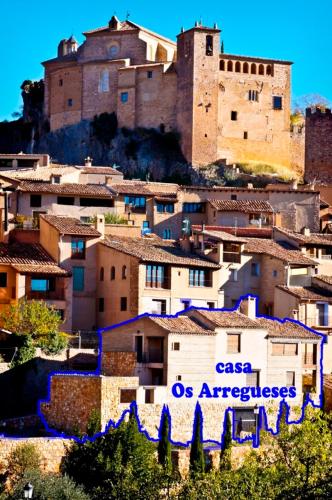 Casa Rural Os Arregueses — 4-Star Luxury Hotel in Alquezar, Spain