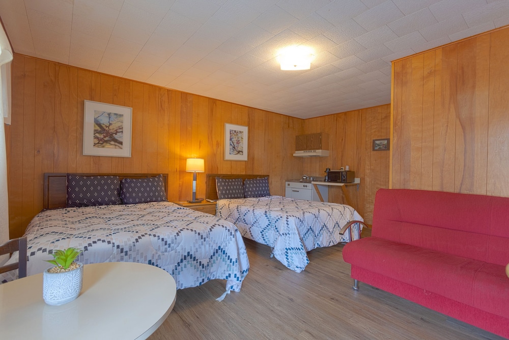 Parkside Motel by OYO Meadville Conneaut Lake - photo 32