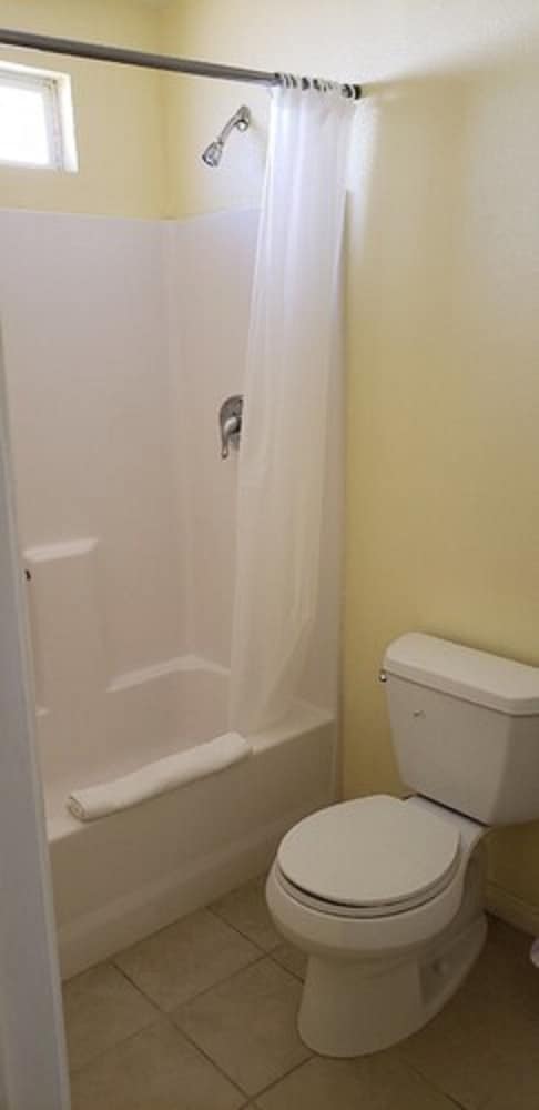 Europa Inn & Suites - photo 27