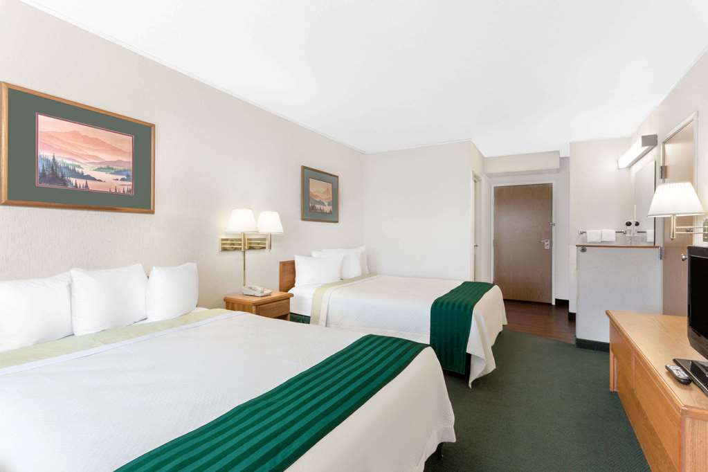 Wingate by Wyndham Butte City Center I 15 I 90 - photo 16
