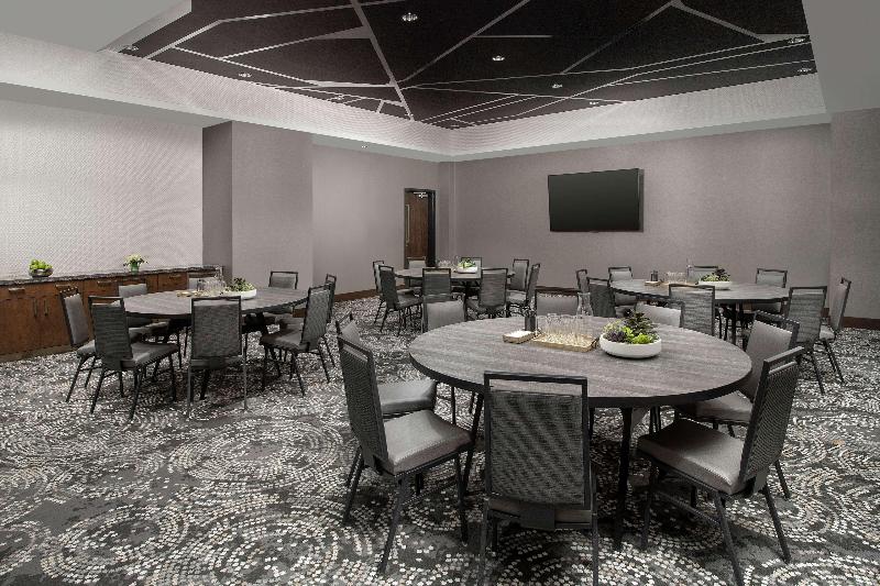 Embassy Suites by Hilton Knoxville Downtown - photo 156