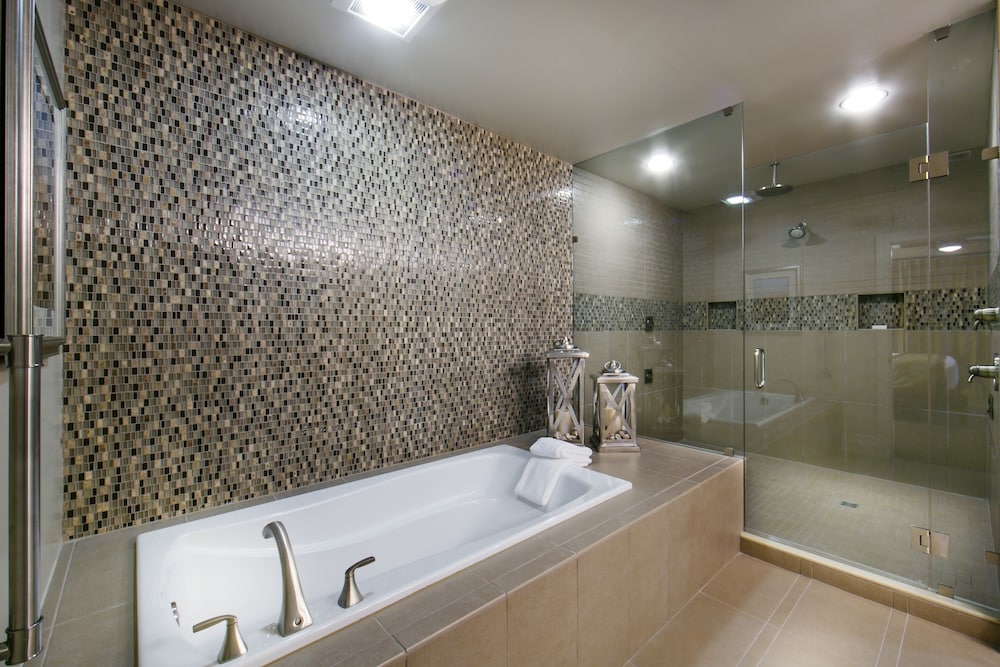 Holiday Inn Club Vacations South Beach Resort by IHG - photo 18